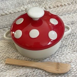 Mushroom Pot Brie Cheese Baker.